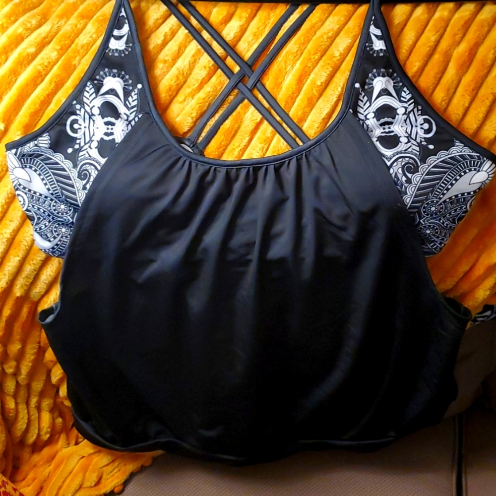 Tankini top tribal print xl